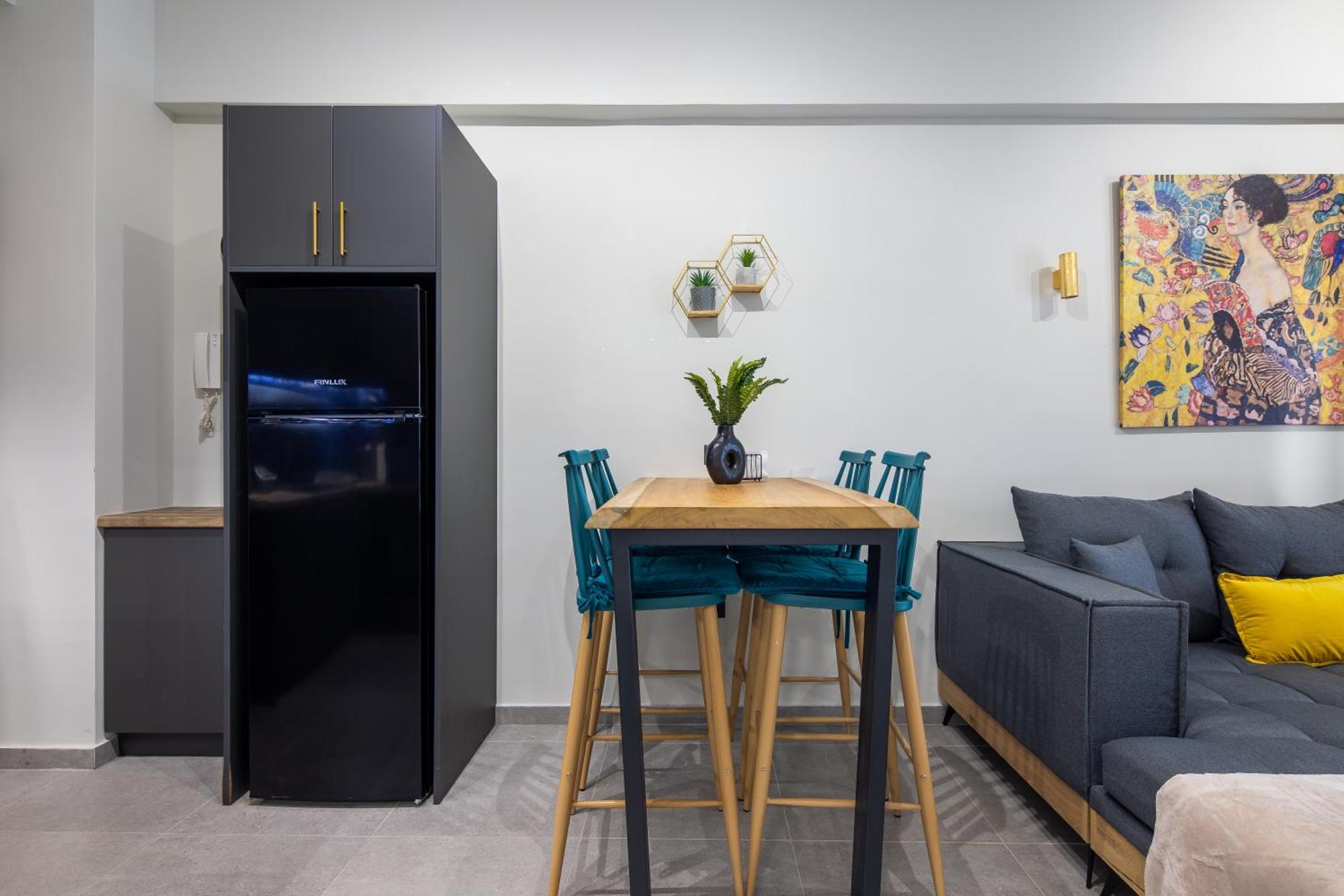 Cesily 2-bedroom In * Athens